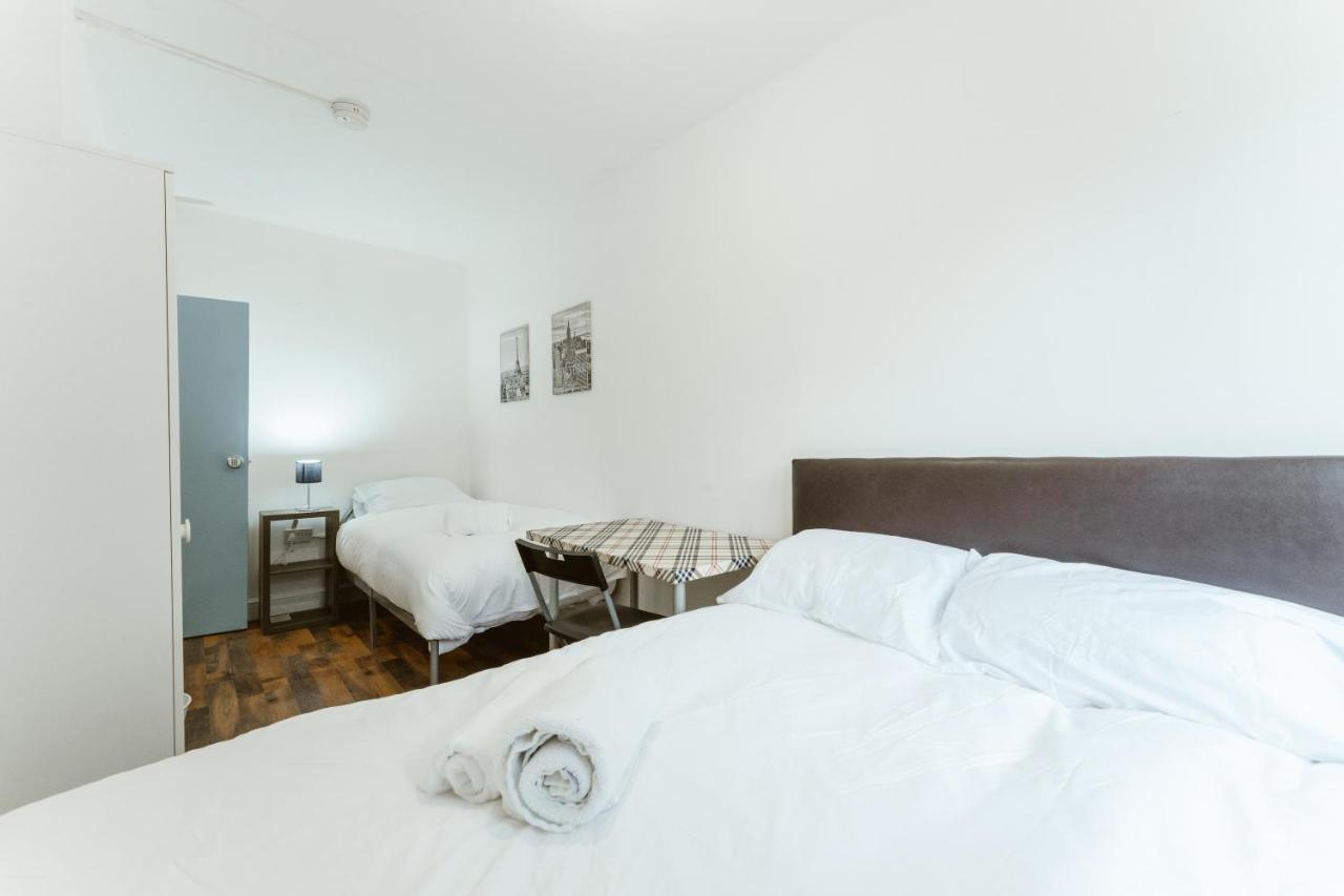 Upton Park Bedrooms 25 Min To Central London Exterior photo